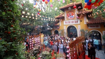 Vì sao có quan niệm "Lễ Phật quanh năm không bằng rằm tháng Giêng"?