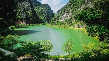 Kinh nghiệm du lịch động Am Tiên  - "Tuyệt tình cốc" Ninh Bình
