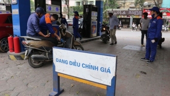 Giá xăng dầu được dự báo tăng nhẹ vào kỳ điều hành ngày mai (29/2)