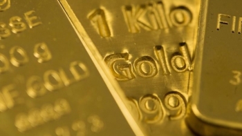 Giá vàng hôm nay 29/2/2024: Vàng trong nước vượt mức 79 triệu đồng/lượng