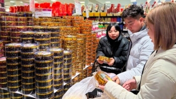 Nhu cầu mua sắm Tết, giá gạo, giá xăng dầu kéo CPI tháng 2 tăng 3,98%