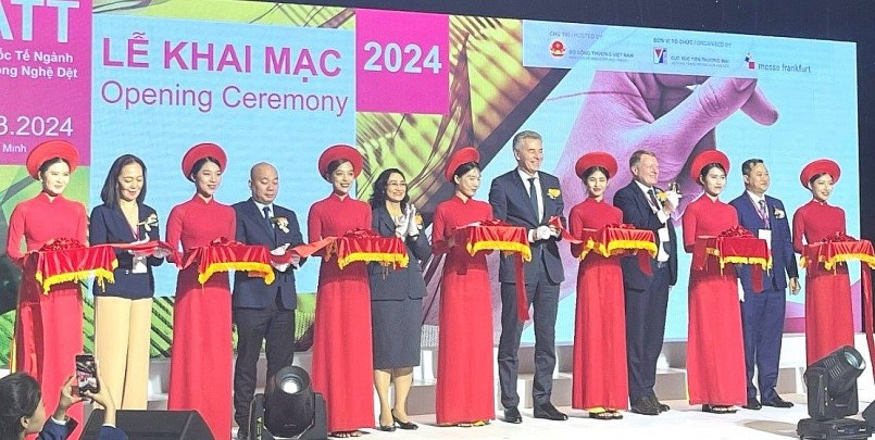 triển lãm quốc tế ngành Dệt may VIATT 2024Thúc đấy ngành Dệt may phát triển theo xu hướng Xanh và bền vững