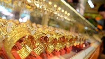 Giá vàng hôm nay 1/3/2024: Vàng trong nước neo trên 79 triệu đồng/lượng