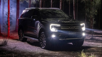 Ford Everest Platinum sắp ra mắt ở Việt Nam sở hữu những gì?