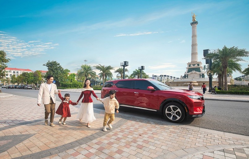 Chính sách bán hàng vượt trội của Vinhomes đã giúp khách hàng có cơ hội sở hữu một nơi ở đẳng cấp và một sản phẩm đầu tư sinh lời hấp dẫn Chính sách bán hàng vượt trội của Vinhomes đã giúp khách hàng có cơ hội sở hữu một nơi ở đẳng cấp và một sản phẩm đầu tư sinh lời hấp dẫn