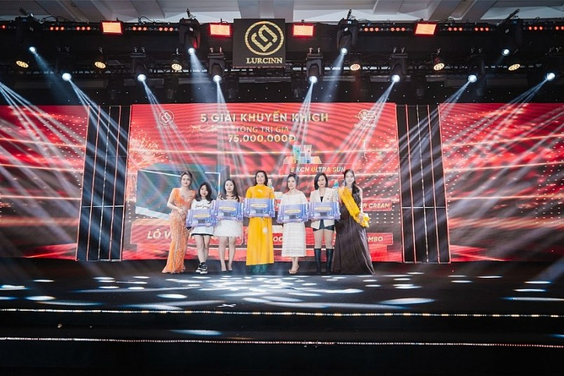 Lurcinn Group - Lễ vinh danh tổng kết chặng đường năm 2023 tại hội nghị da liễu quốc tế cùng 5000 doanh nhân ngành làm đẹp Lurcinn Group - Lễ vinh danh tổng kết chặng đường năm 2023 tại hội nghị da liễu quốc tế cùng 5000 doanh nhân ngành làm đẹp