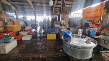 Sức mua tại chợ truyền thống giảm sâu, tiểu thương ngao ngán