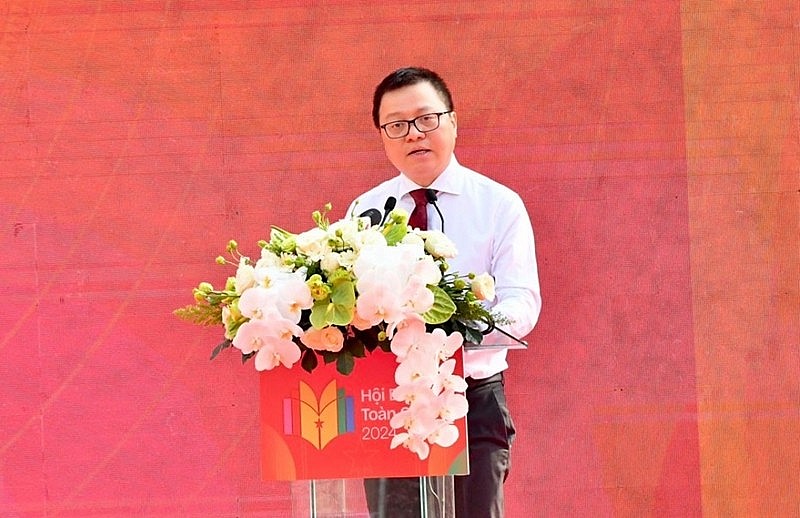Đồng chí Lê Quốc Minh, Ủy viên Trung ương Đảng, Tổng Biên tập Báo Nhân dân, Phó Trưởng ban Tuyên giáo Trung ương, Chủ tịch Hội Nhà báo Việt Nam, Trưởng Ban Chỉ đạo Hội Báo toàn quốc năm 2024 phát biểu khai mạc Hội báo. Đồng chí Lê Quốc Minh, Ủy viên Trung ương Đảng, Tổng Biên tập Báo Nhân dân, Phó Trưởng ban Tuyên giáo Trung ương, Chủ tịch Hội Nhà báo Việt Nam, Trưởng Ban Chỉ đạo Hội Báo toàn quốc năm 2024 phát biểu khai mạc Hội báo.