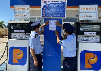 Doanh nghiệp kinh doanh xăng dầu không xuất hóa đơn điện tử sẽ bị xử lý