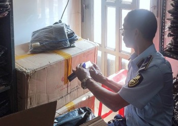 TP.HCM: Phát hiện gần 800 sản phẩm mỹ phẩm giả mạo