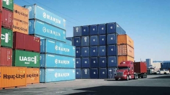 Xuất khẩu tiếp tục khởi sắc, ấn tượng 4 nhóm hàng tỷ USD