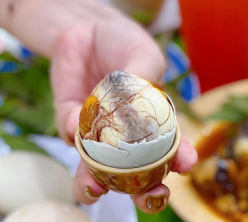 Trứng vịt lộn - "Siêu phẩm" bổ dưỡng nhưng cần ăn đúng cách