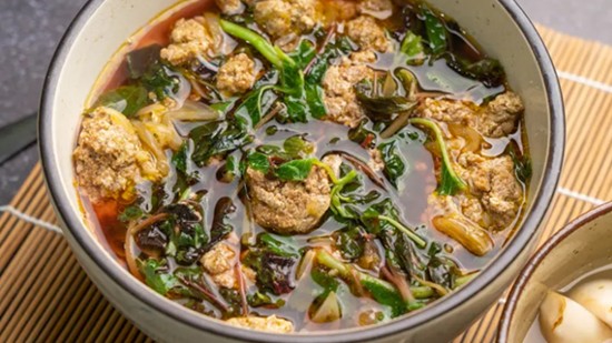 Cua kết hợp cùng loại rau rẻ tiền nhưng lại nhân đôi dưỡng chất