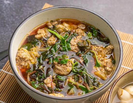 Cua kết hợp cùng loại rau rẻ tiền nhưng lại nhân đôi dưỡng chất