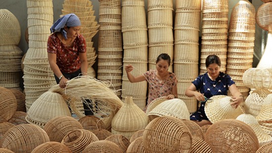 Xuất khẩu mây, tre, cói, thảm hướng tới mục tiêu "tỷ đô"
