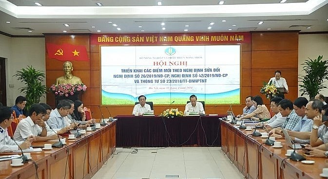Hội nghị triển khai các điểm mới theo Nghị định sửa đổi Nghị định số 26/2017/NQ-CP, Nghị định số 42/2019/NĐ-CP và Thông tư số 23/2018/TT- BNNPTNT. Hội nghị triển khai các điểm mới theo Nghị định sửa đổi Nghị định số 26/2017/NQ-CP, Nghị định số 42/2019/NĐ-CP và Thông tư số 23/2018/TT- BNNPTNT.