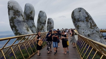 Cần cái bắt tay hàng không - du lịch để thu hút khách