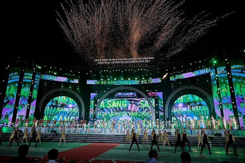 Lễ hội biển Sầm Sơn 2024 sẽ diễn ra tối 27/4 với màn bắn pháo hoa cuối chương trình Lễ hội biển Sầm Sơn 2024 sẽ diễn ra tối 27/4 với màn bắn pháo hoa cuối chương trình