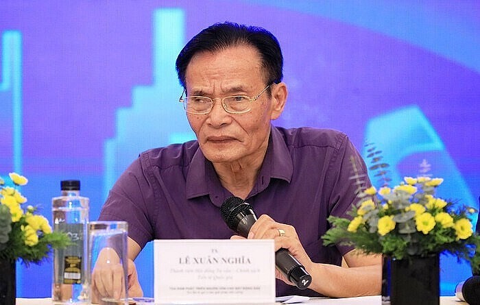 TS. Lê Xuân Nghĩa, Thành viên Hội đồng tư vấn Chính sách Tài chính - Tiền tệ Quốc gia. (Ảnh: DNVN). TS. Lê Xuân Nghĩa, Thành viên Hội đồng tư vấn Chính sách Tài chính - Tiền tệ Quốc gia. (Ảnh: DNVN).