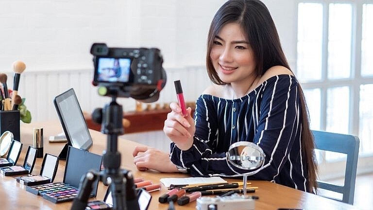 Bí mật Livestream bán hàng mỹ phẩm.