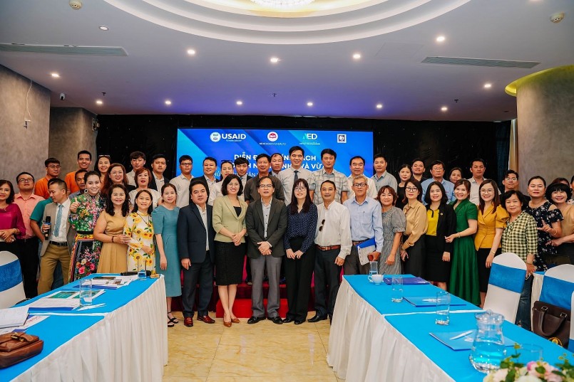 Các đại biểu tham dự Diễn đàn chính sách doanh nghiệp nhỏ và vừa Các đại biểu tham dự Diễn đàn chính sách doanh nghiệp nhỏ và vừa