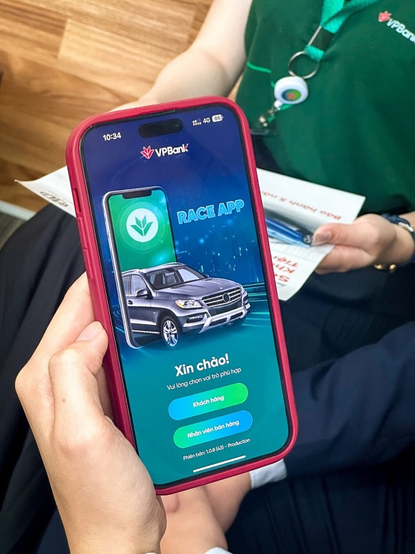 Ứng dụng Race App của VPBank hỗ trợ khách hàng quy trình vay online