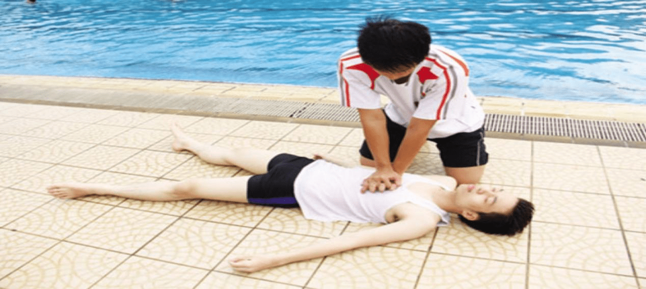 Hướng dẫn sơ cứu đúng cách cho người bị chết đuối Hướng dẫn sơ cứu đúng cách cho người bị chết đuối