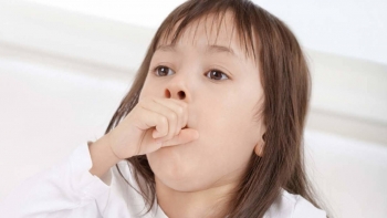 Số ca mắc ho gà tăng gần 8 lần