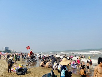 Các dịch vụ du lịch dịp lễ 30/4-1/5 không có nhiều biến động