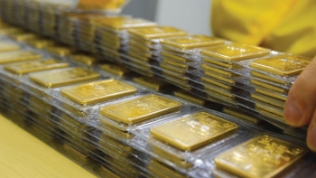 Chuyên gia dự báo: Giá vàng trong nước sẽ còn tăng “nóng”