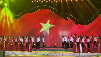 Cầu truyền hình Dưới lá cờ Quyết Thắng - bức tranh toàn cảnh về chiến thắng lịch sử Điện Biên Phủ