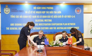 Việt Nam - Australia ký kết Kế hoạch hợp tác điều tra trong lĩnh vực hải quan