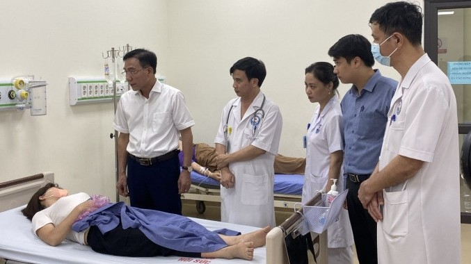 Bộ Y tế yêu cầu Vĩnh Phúc đình chỉ bếp ăn khiến hơn 350 công nhân nhập viện nghi do ngộ độc thực phẩm