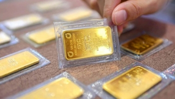 Giá vàng SJC bất ngờ tăng mạnh trước phiên đấu thầu
