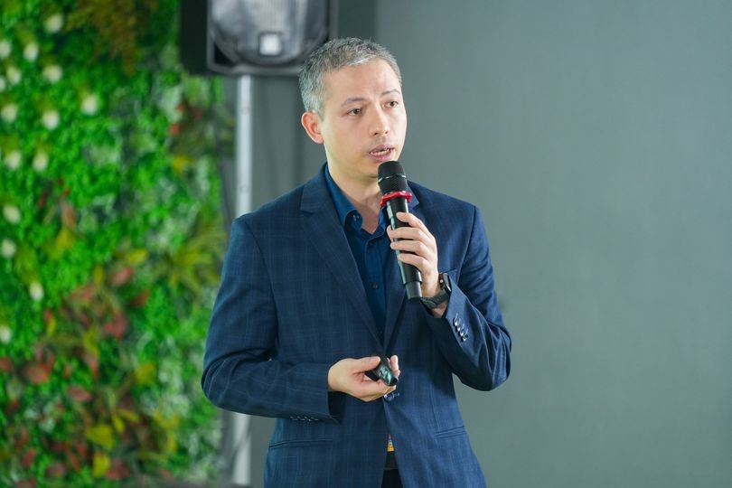 Xu hướng chuyển dịch năng lượng bền vững: Các doanh nghiệp sản xuất cần lưu ý gì?