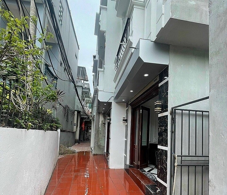 Các giao dịch nhà thổ cư trong ngõ sôi động trở lại. Các giao dịch nhà thổ cư trong ngõ sôi động trở lại.