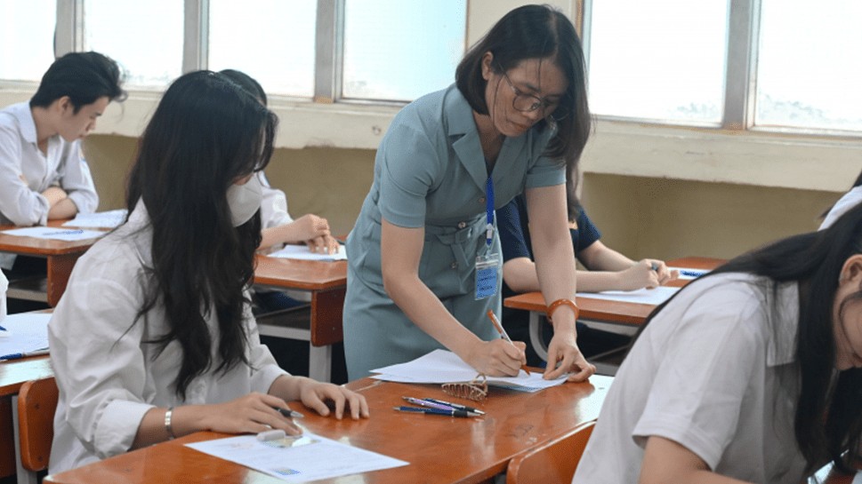 Thủ tướng yêu cầu chuẩn bị chu đáo, kỹ lưỡng kỳ thi tốt nghiệp THPT