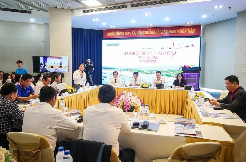 Hội thảo “Hạ nhiệt giá vé máy bay được không?”