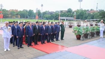 Lãnh đạo Đảng, Nhà nước vào Lăng viếng Chủ tịch Hồ Chí Minh