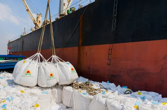 Những lô hàng xuất khẩu của Lộc Trời.