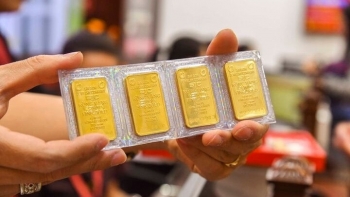 Giá vàng lao dốc sau phiên đấu thầu lần thứ 9