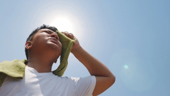 Cảnh báo nguy cơ sốc nhiệt trong những ngày nắng nóng