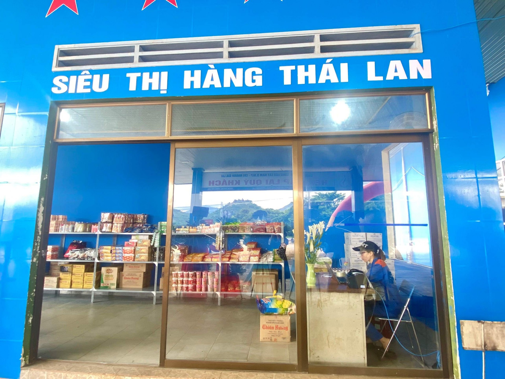 Công ty TNHH Xăng dầu Tây Nam S.W.P: Khai trương cửa hàng xăng dầu số 81