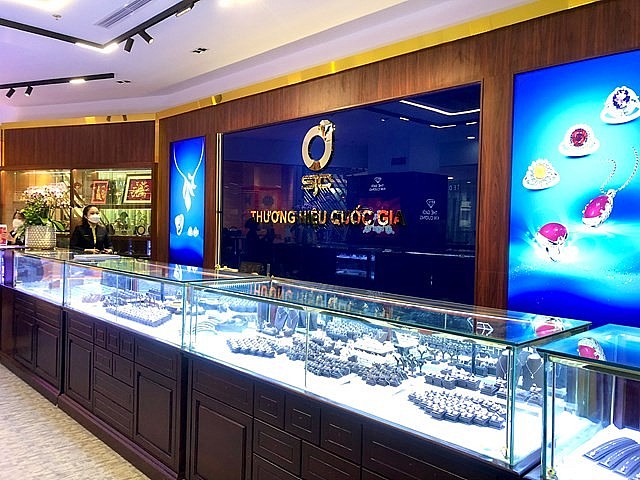 SJC) sẽ tham gia mua vàng từ Ngân hàng Nhà nước (NHNN) để bán trực tiếp tới người dân.