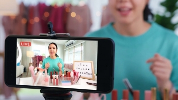 Cách nào đưa livestream bán hàng vào khuôn khổ?