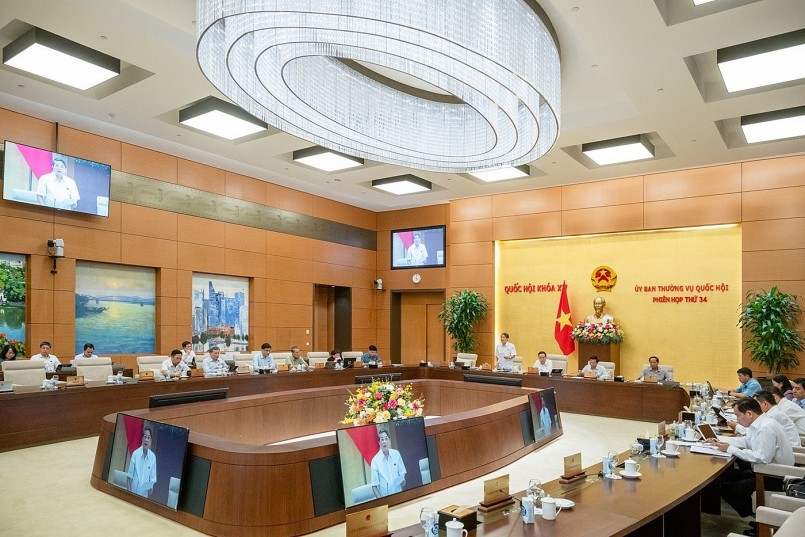 Toàn cảnh Phiên họp