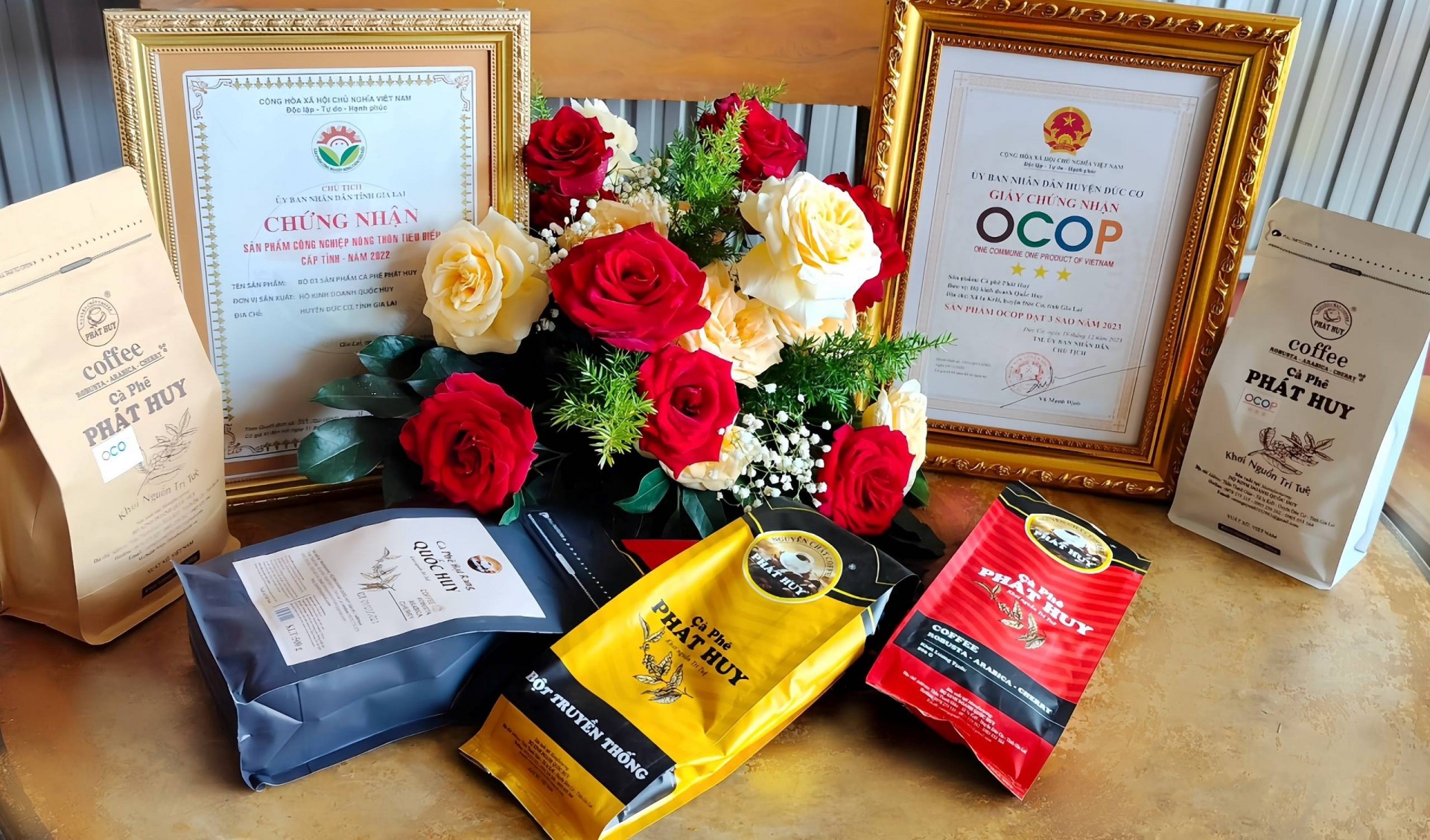 Sản phẩm cà phê rang xay Phát Huy.