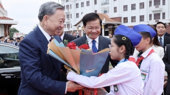 Chủ tịch nước Tô Lâm đến Vientiane, bắt đầu thăm cấp Nhà nước Lào