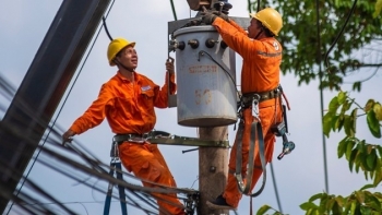 Lãnh đạo EVN: 6 tháng đầu năm tập đoàn lỗ 13.000 tỷ đồng, cuối năm vẫn sẽ lỗ