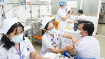 Dịch sởi, sốt xuất huyết tăng nhanh, cần chủ động kiểm soát